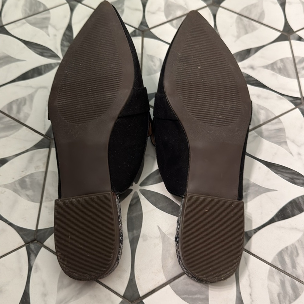 Ann Taylor Plaid Flat Mules - Picture 8 of 8